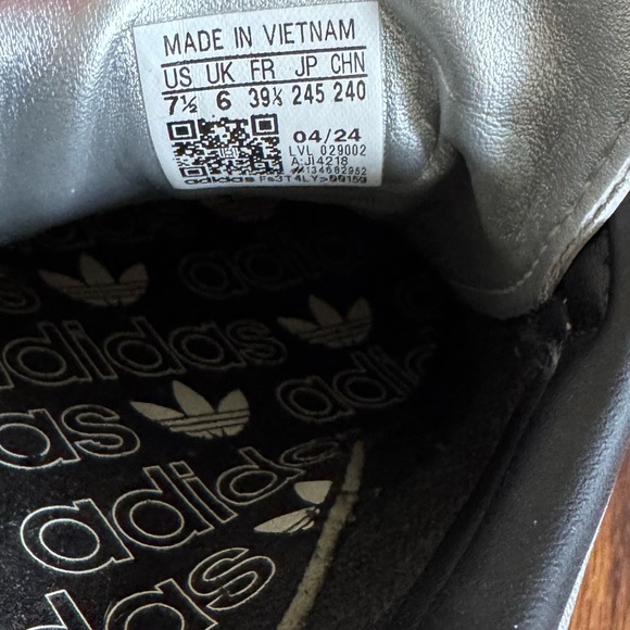 Adidas Silver and Black Women's Sambas Sneakers - Picture 5 of 6